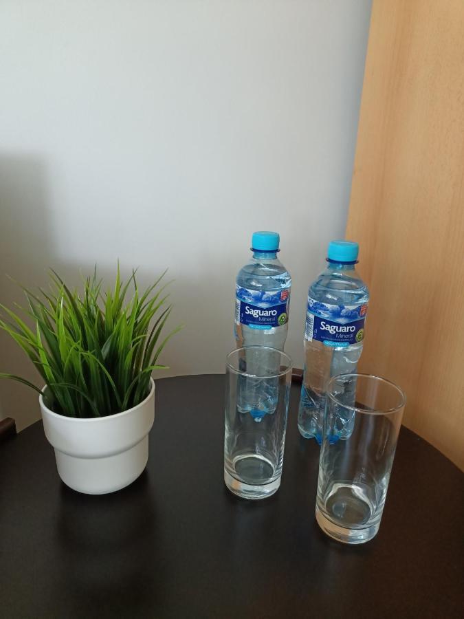 Pokoje Pod Swierkiem Swarzędz Exteriör bild